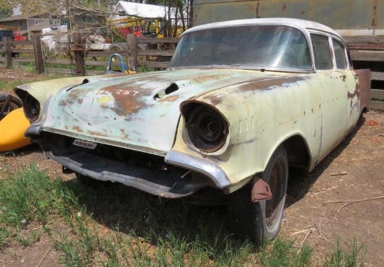 1957 Chevrolet Sedan