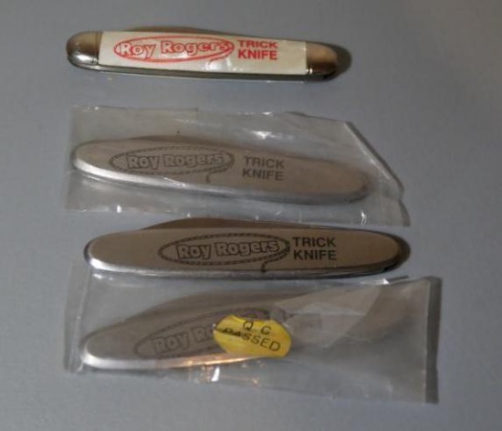 Four Roy Rogers Trick Pocket Knives
