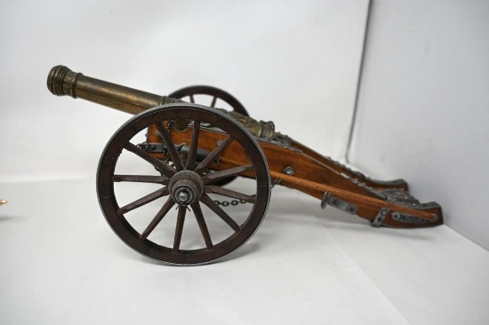 Louis XIV Canon Model