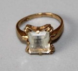 10K Gold Ring with Clear Cut Stone Setting