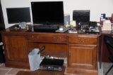 Beautiful Executive Desk with Corner Section and All Contents
