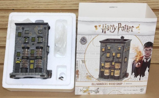 Dept 56 Harry Potter Series Olivander's Wand Shop