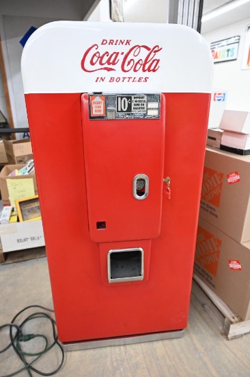 Vendo 10 Cent Coca-Cola Machine