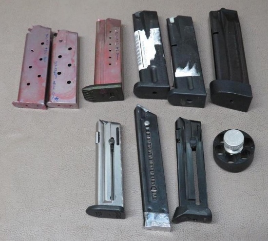 Handgun Magazines and Speed Loader