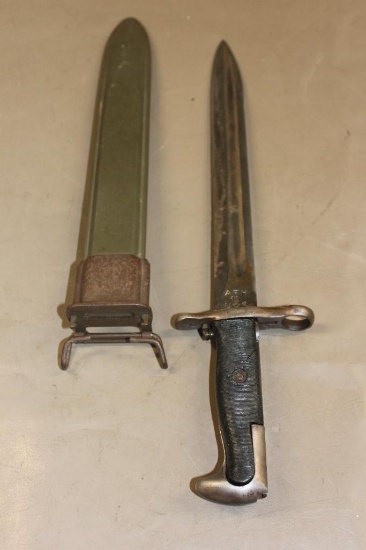 American Fork and Hoe 1943 Bayonet with Scabbard