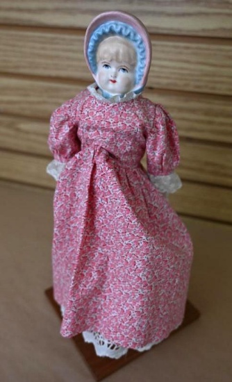 14" Ceramic Bonnet Head Doll
