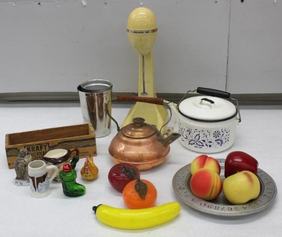 Hamilton Beach Drinkmaster, Copper Kettle, and More Kitchen Decor