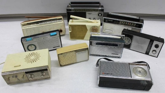 Ten Classic AM/FM Transistor Radios
