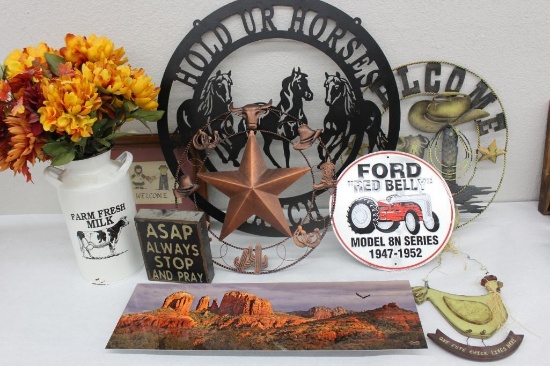 Farm House and Western Decor