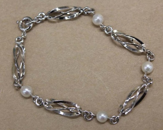 Sterling Silver and Pearl Bracelet