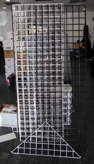 Four Sections with Two Panels Each Hinged Wire Display Walls