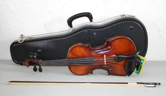 Excellent NEW Glaesel VI31E 3/4 Violin with Bow and Case