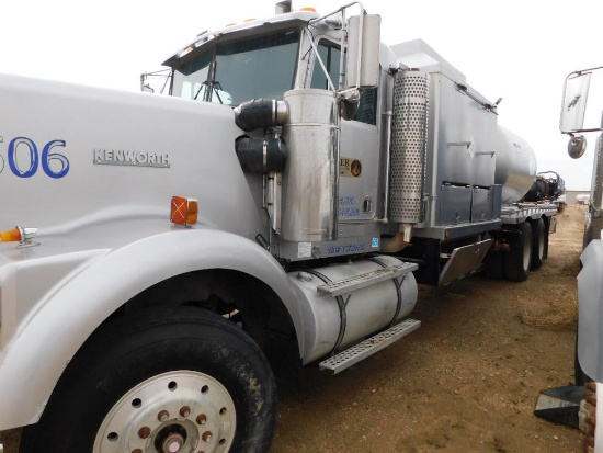 Kenworth Conventional Tractor with Frac Heater Unit