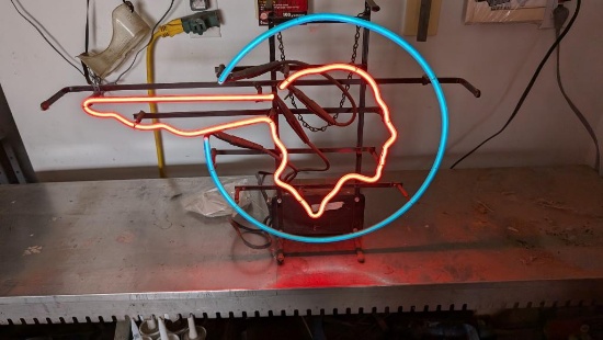Pontiac Chieftain Neon Light