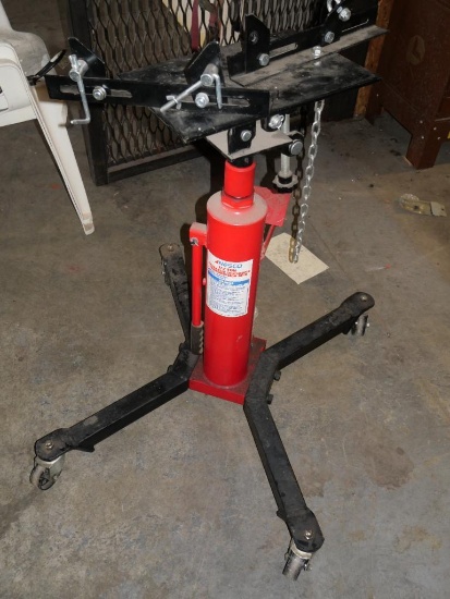 Nesco 1/2-Ton Hydraulic Telescoping Transmission Jack