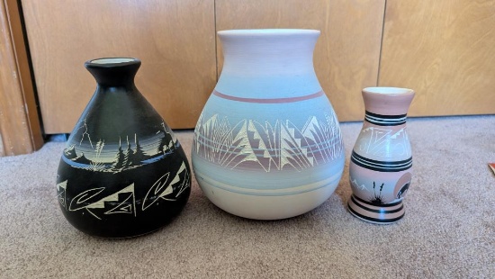 Mesa Verde Navajo Pottery