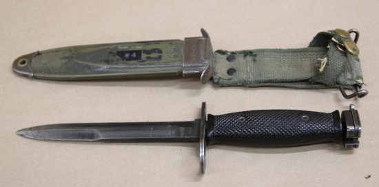 US M7 Conetta Vietnam Era Bayonet with Scabbard
