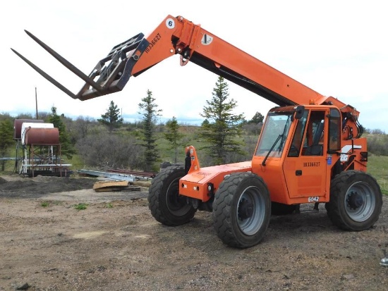 Skytrack Forklift
