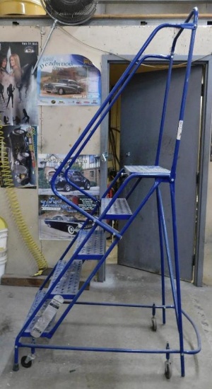 Louisville Steel Warehouse Ladder