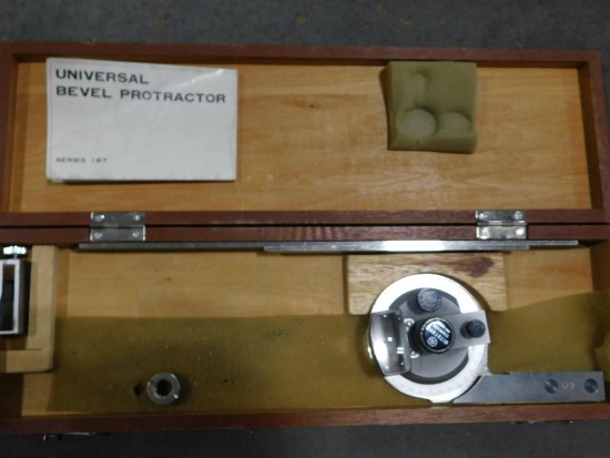 Mitutoyo Bevel Protractor