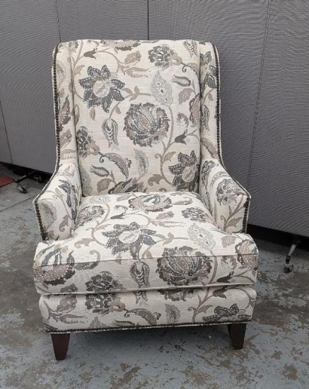 Smith Bros. Upholstered Sitting Chair