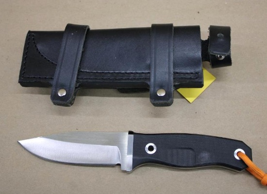 Excellent Bear Grylls Bayley Hunting Knife in Leather Sheath