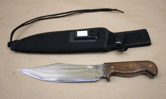 Hand-Crafted 8" Bolo with Sheath