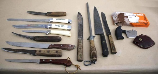 Mixed Knives with Outdoor Edge Skinner