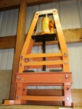 Six Ton Hydraulic Jack