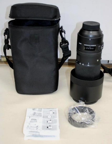 Sigma 150-600mm F5-6.3 DG Teleconverter Lens with Case and Instructions