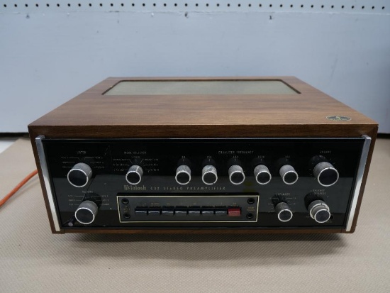 McIntosh C32 Stereo Preamplifier