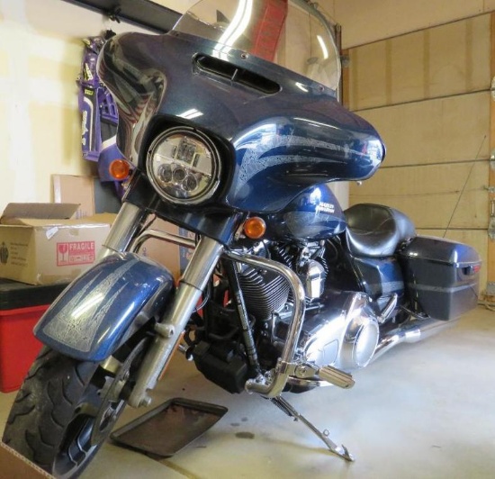 2016 Harley Davidson FLH Street Glide Motorcycle