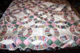 Gorgeous Antique Hand-Stitched Wedding Ring Quilt