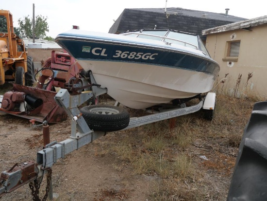 Chaparral 198 XL Boat with Trailer