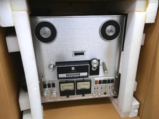 Pioneer 3 Head Model RT-1020L Stereo Tape Deck Recorder