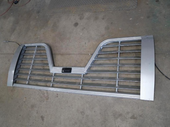 Ford 64" Flow Through Tailgate