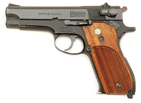 Smith & Wesson Model 39-2 Semi-Auto Pistol