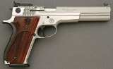 Smith & Wesson Performance Center Model 952-2 Long Slide Semi-Auto Match Pistol