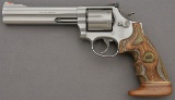 Smith & Wesson Model 686-4 Distinguished Combat Magnum Revolver