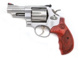 Smith & Wesson Model 629-6 Deluxe Double Action Revolver