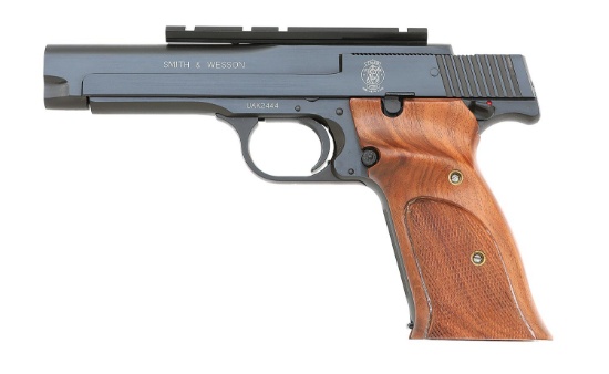 Smith & Wesson Model 41 Semi-Auto Pistol