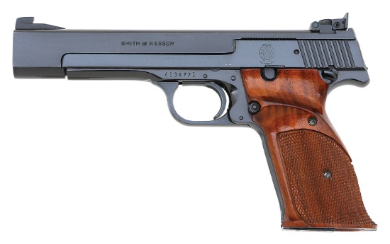 Smith & Wesson Model 41 Semi-Auto Pistol