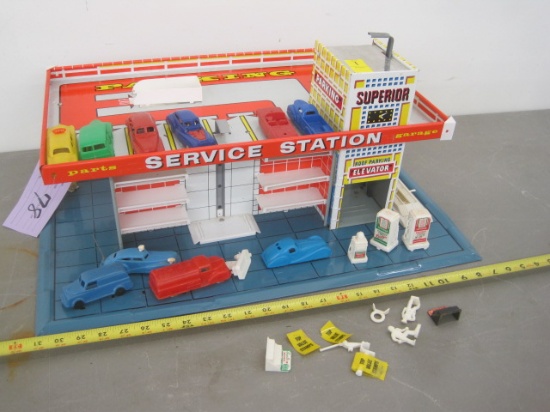 Superior Tin Service Station & Accesories
