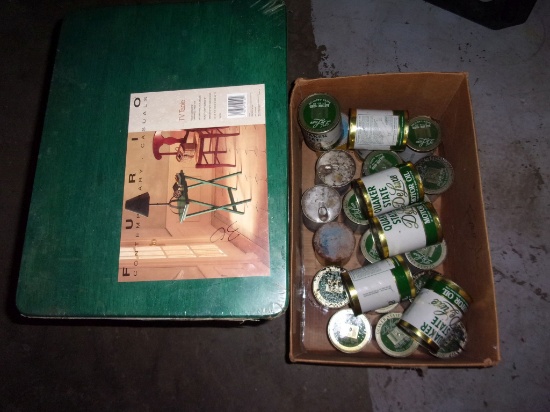 Small Green table and quarts of oil