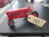 560 toy tractor