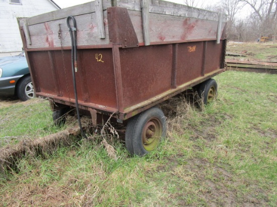 ANTHONY BARGE WAGON WITH GARBAGE