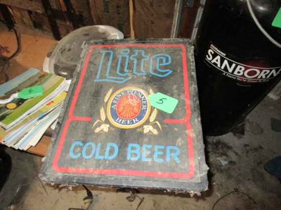 LITE BEER SIGN, END OF CORD HAS BEEN CUT, CONDITION UNKNOWN