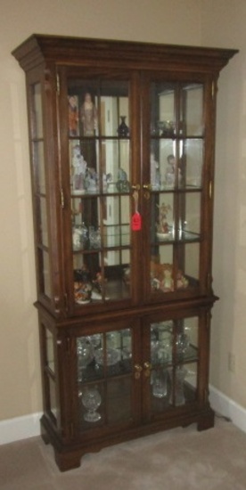 LIGHTED AND MIRRORED HUTCH ONLY