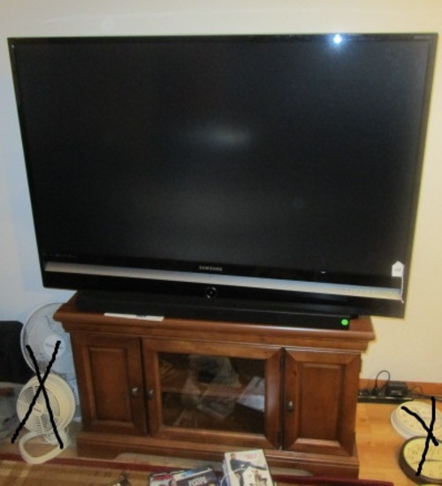 TV AND STAND (OLDER TV)