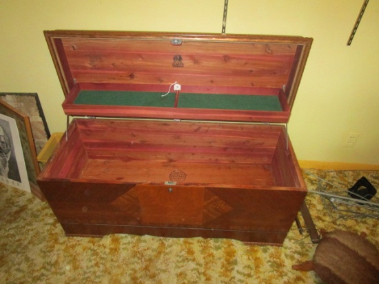 Lane Cedar Chest